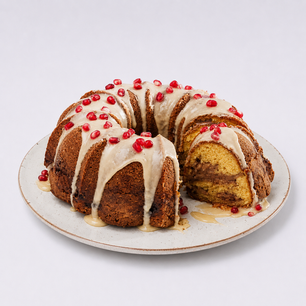 HONEY & APPLE CAKE